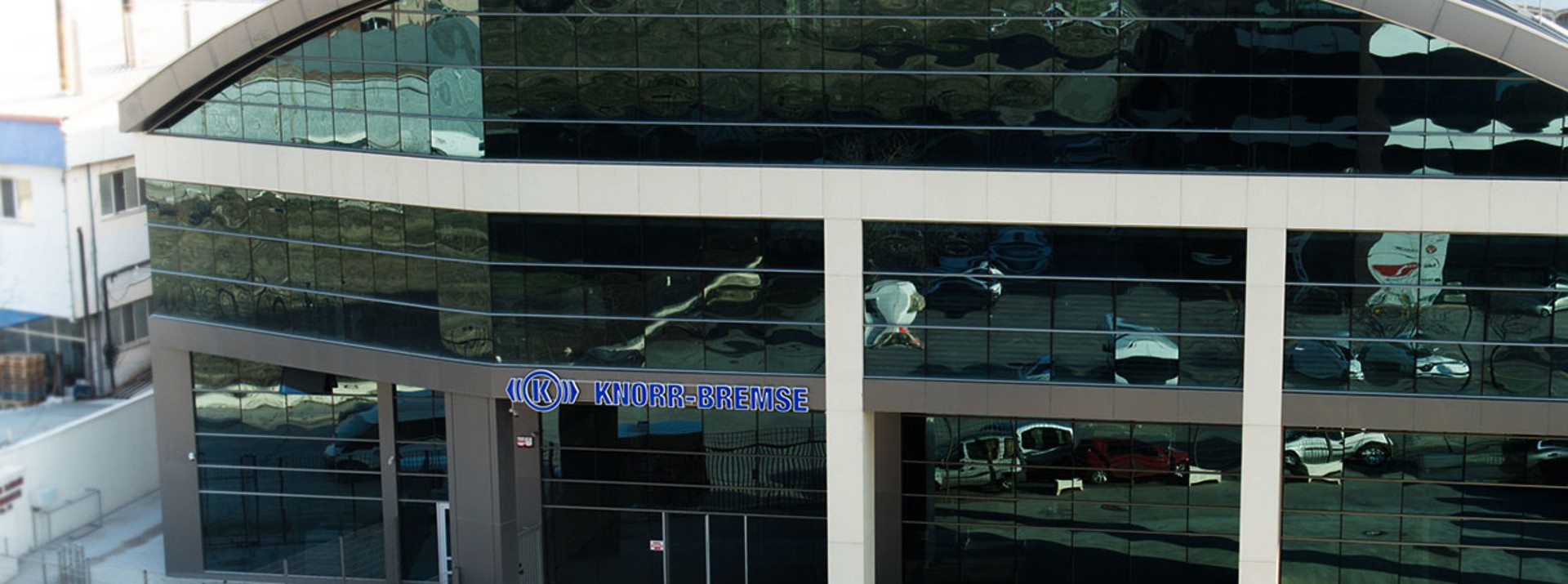 Modern Knorr-Bremse building with reflective glass facade