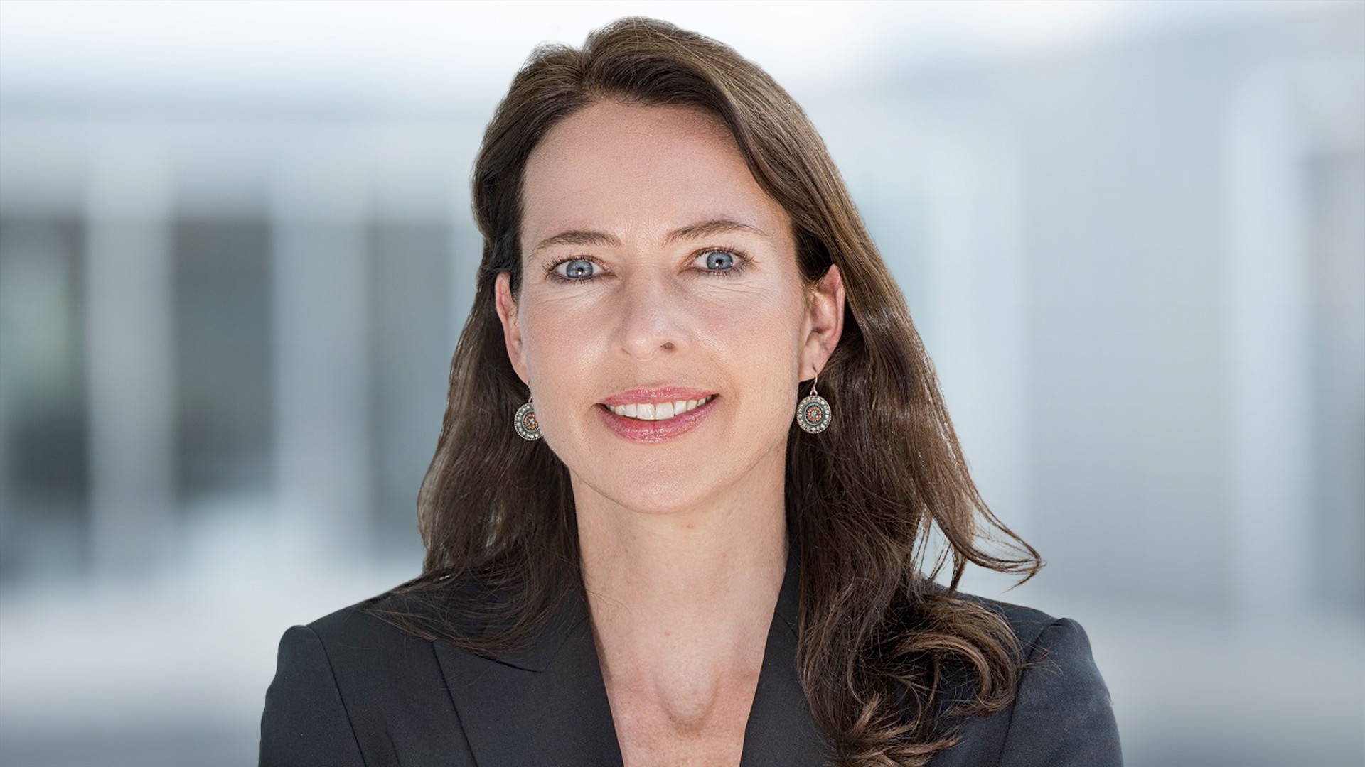 Cora Hentrich-Henne, member of the board of directors of Knorr-Bremse Systems for Rail Vehicles GmbH