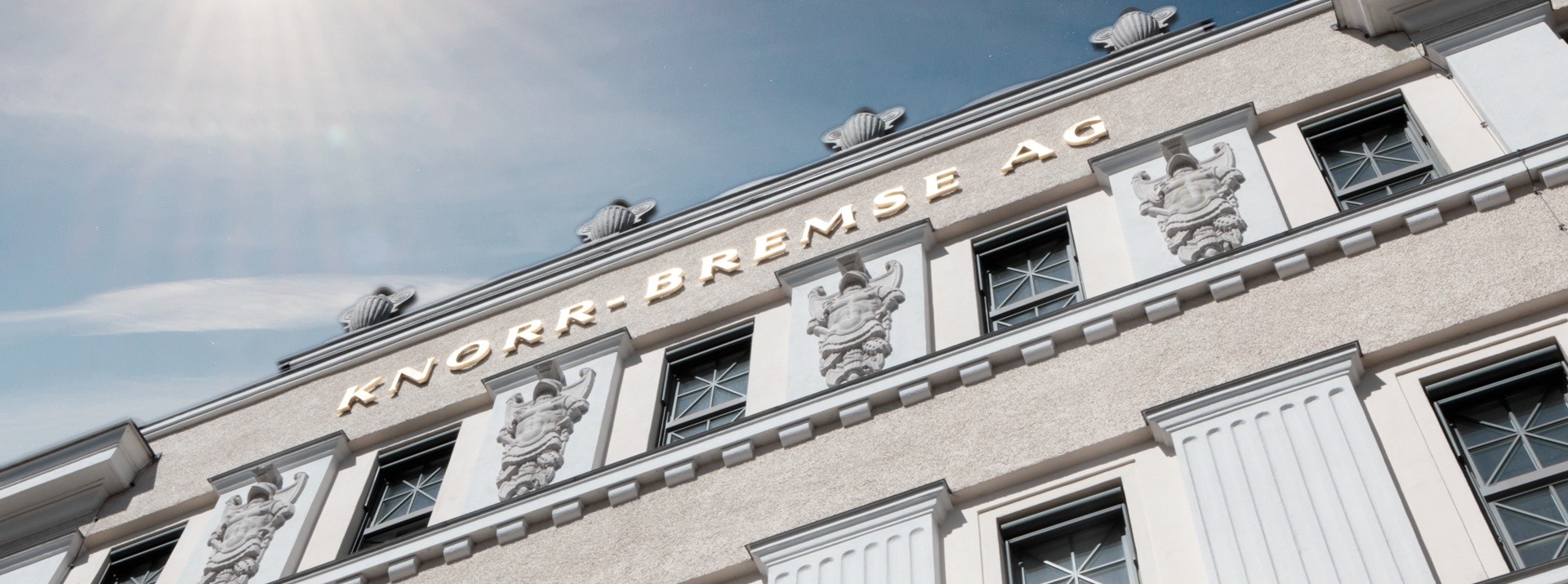 Knorr-Bremse AG building exterior, sunny day.
