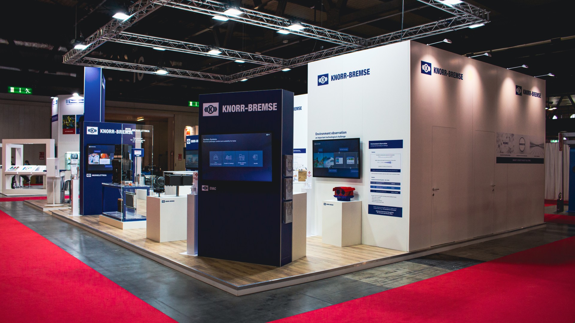 Knorr-Bremse exhibition stand at a trade show.