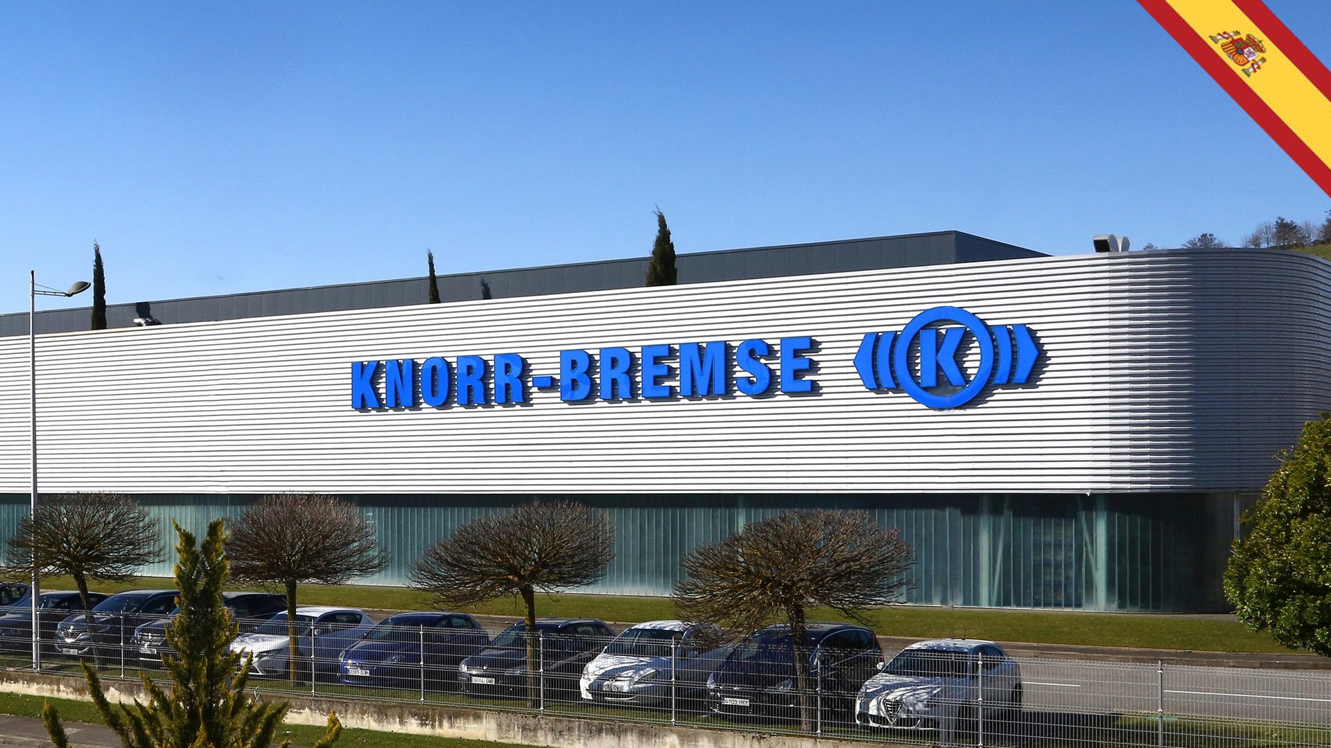 Knorr-Bremse company building with logo displayed.